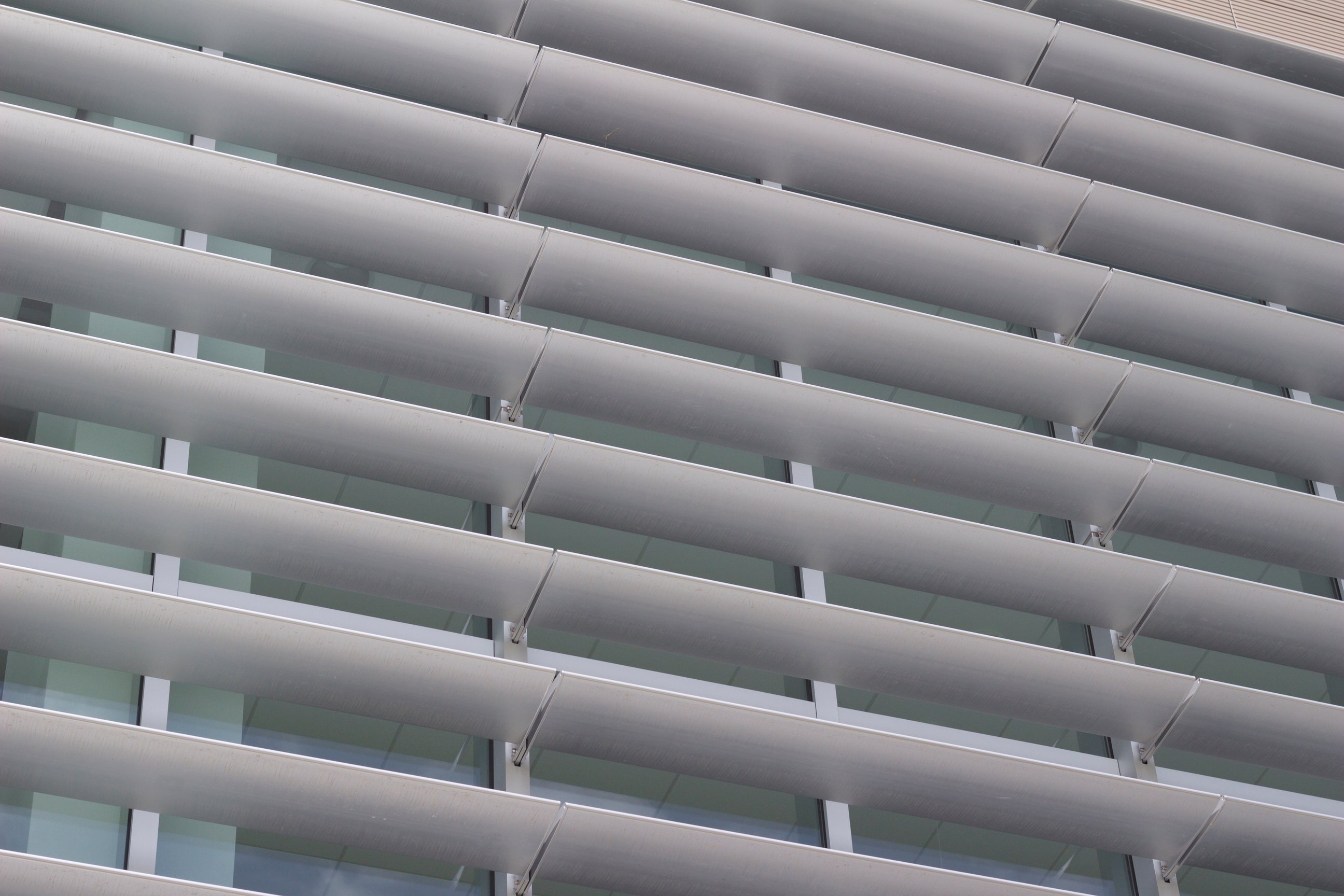 Extruded Aluminum Louvers In Dubai And Doha Euro Systems Uae Qatar